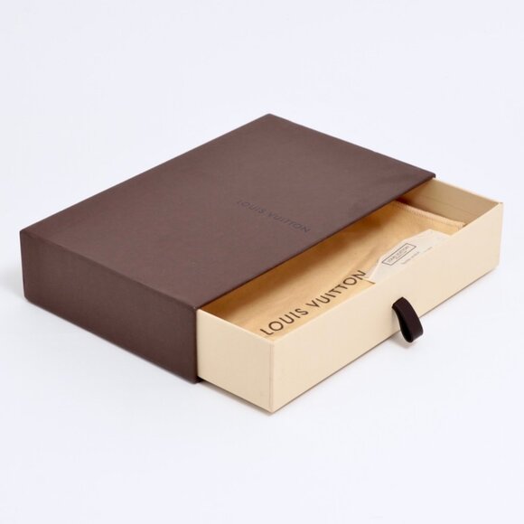 Louis Vuitton Limited Edition Monogram Canvas Etoile Eugenie Wallet - Picture 11 of 11